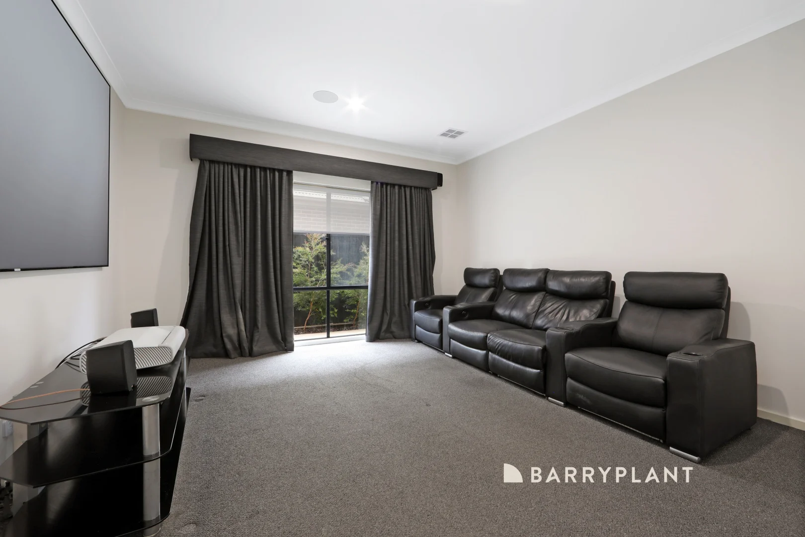 Additional image 8 of 4 Woolly Parade, Clyde North VIC 3978