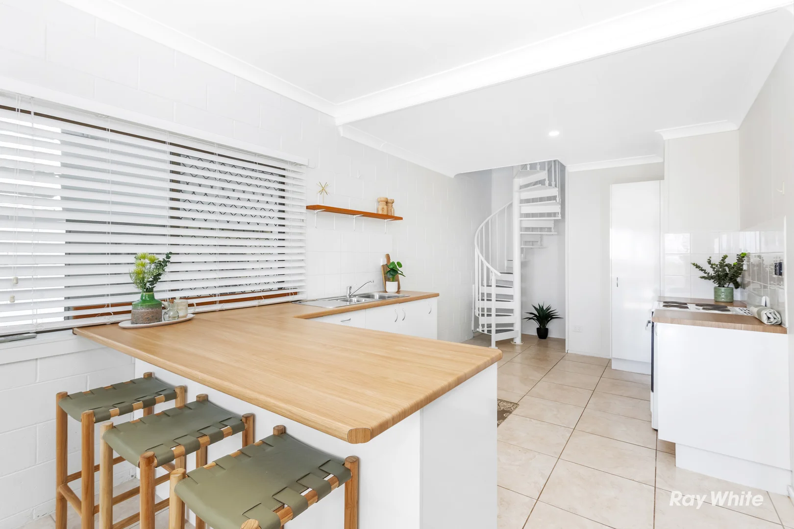 Additional image 15 of 20 Ocean Parade, Cooee Bay QLD 4703