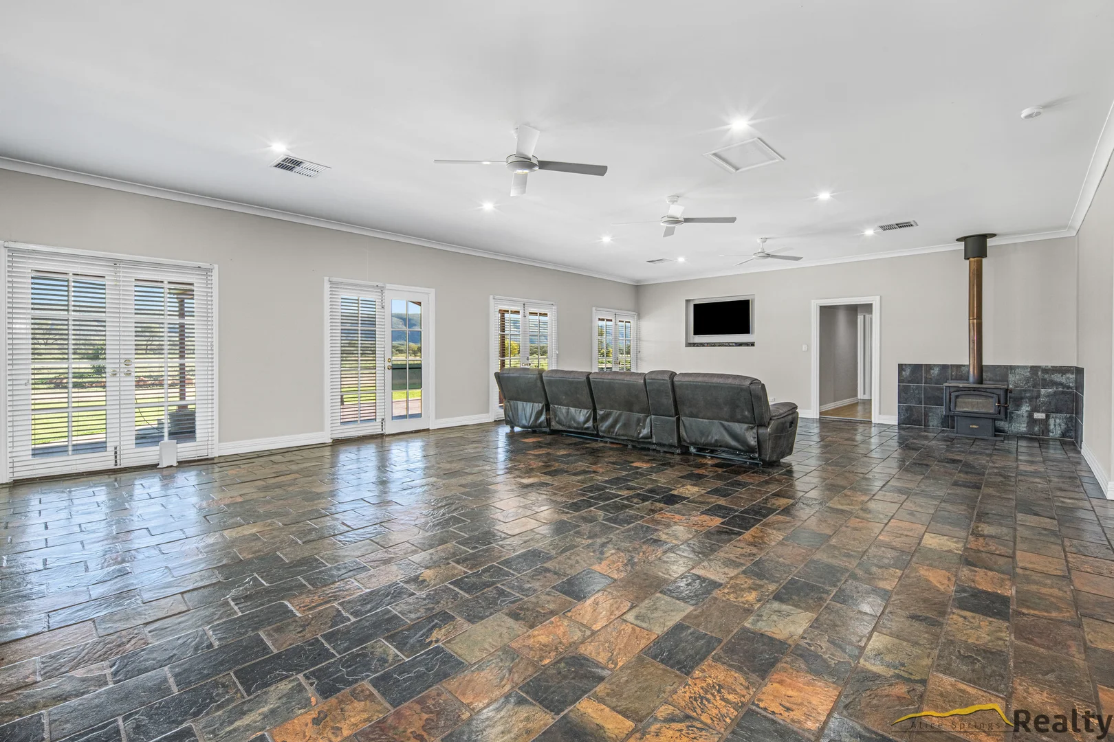 Additional image 9 of 230 Greatorex Road, Ilparpa NT 0873