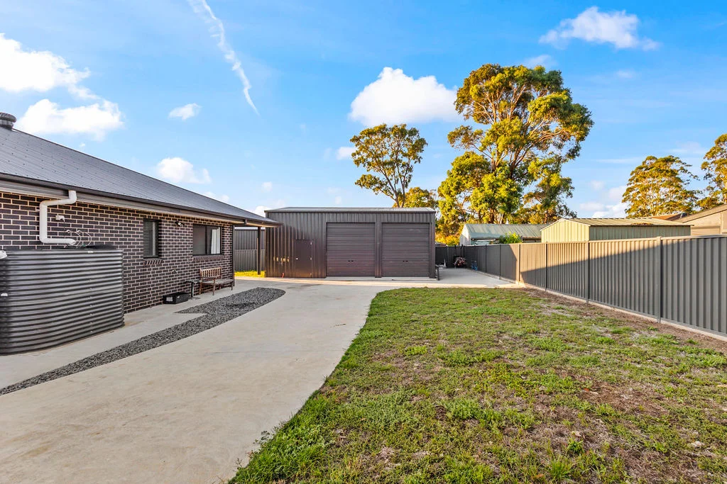 Additional image 18 of 10 Henlix Court, Mount Clear VIC 3350