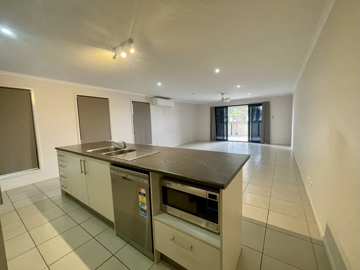 Additional image 5 of 4/11 MACPHERSON Street, Moranbah QLD 4744