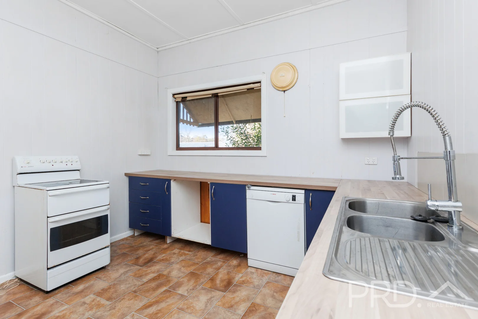 Additional image 8 of 111 Tumut Street, Adelong NSW 2729