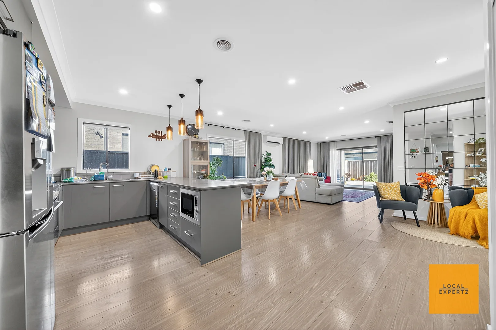 Additional image 3 of 33 Walton Street, Melton South VIC 3338
