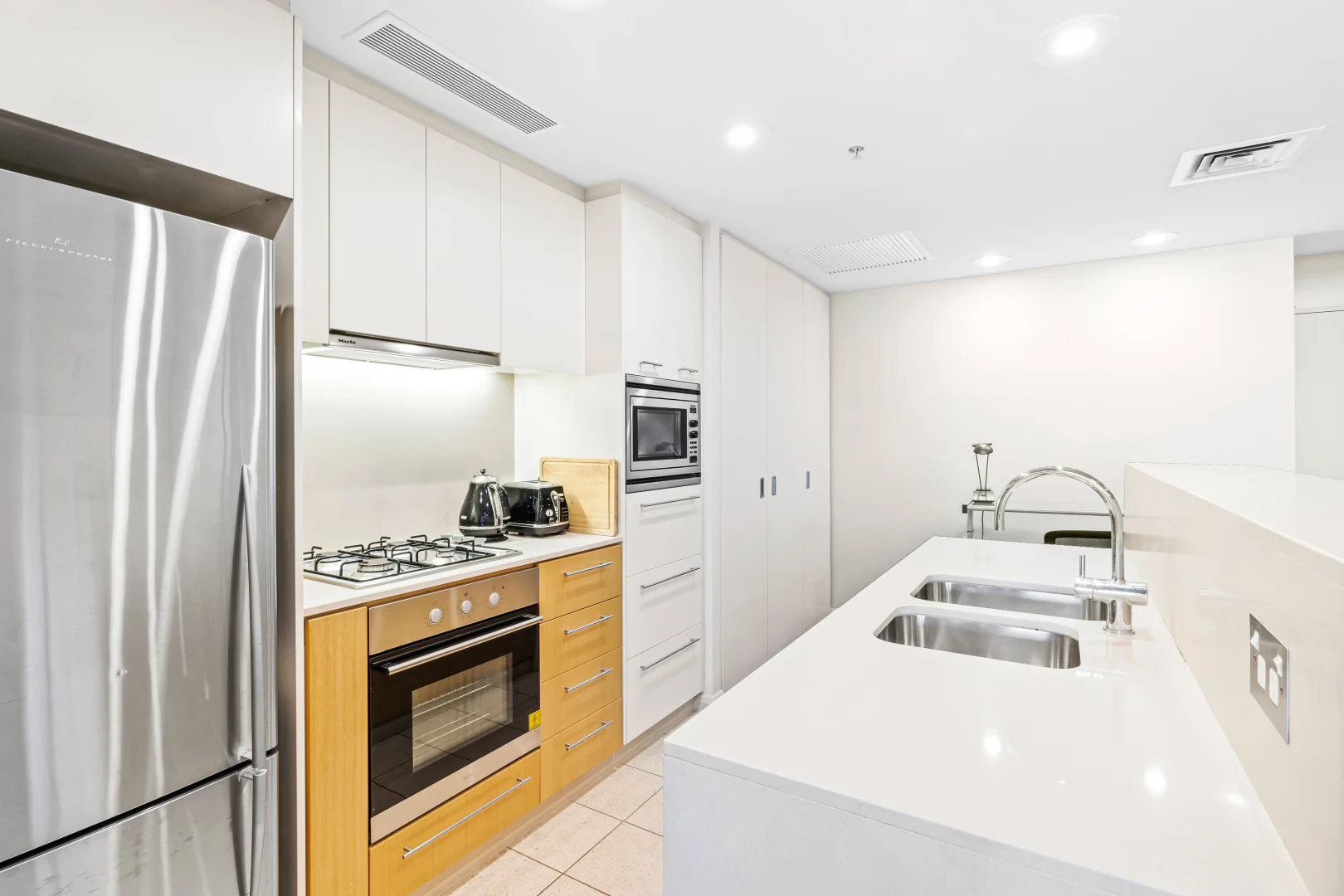 Additional image 4 of 1303/23 Shelley Street, Sydney NSW 2000