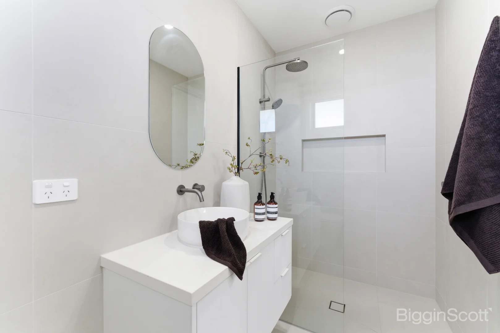 Additional image 16 of 2/18 Delacey Street, Maidstone VIC 3012