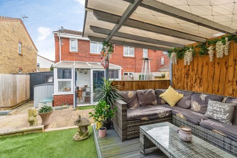 Bickford Close, Barrs Court, Bristol, Gloucestershire BS30
