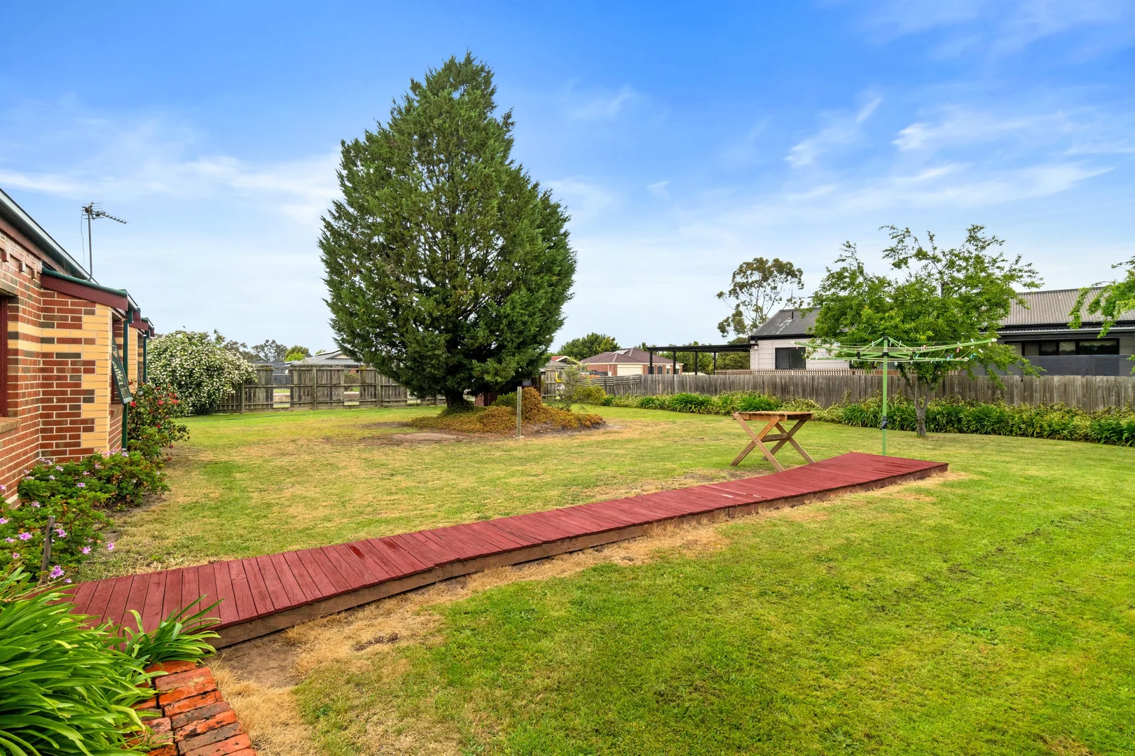 Additional image 21 of 24-26 George Street, Rosedale VIC 3847