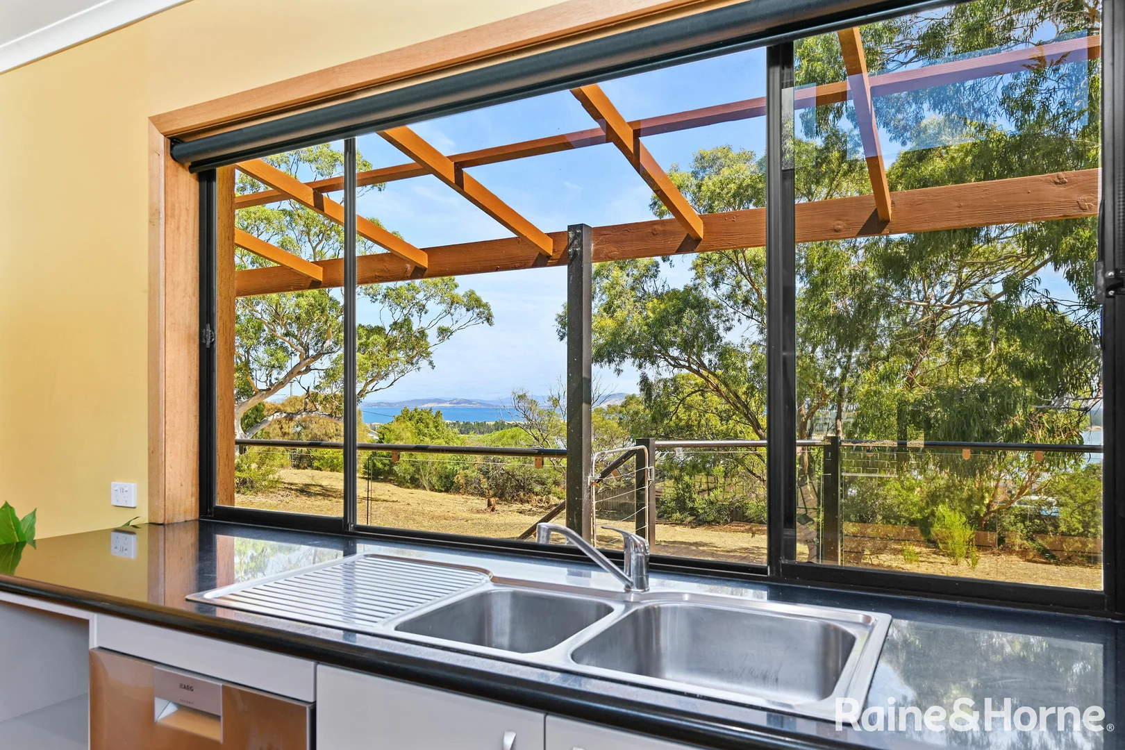 Additional image 12 of 8 Perry Court, Lewisham TAS 7173