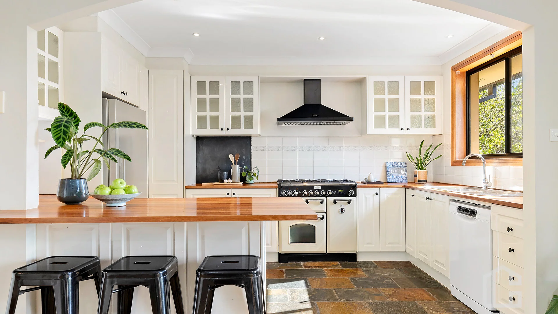 Additional image 4 of 68 Chapman Parade, Faulconbridge NSW 2776