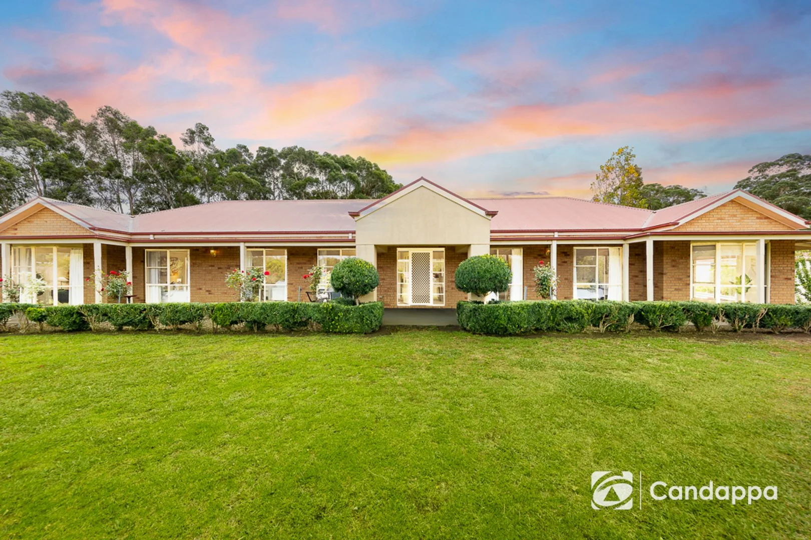 Additional image 3 of 17 ROBIN HOOD WAY, Drouin VIC 3818