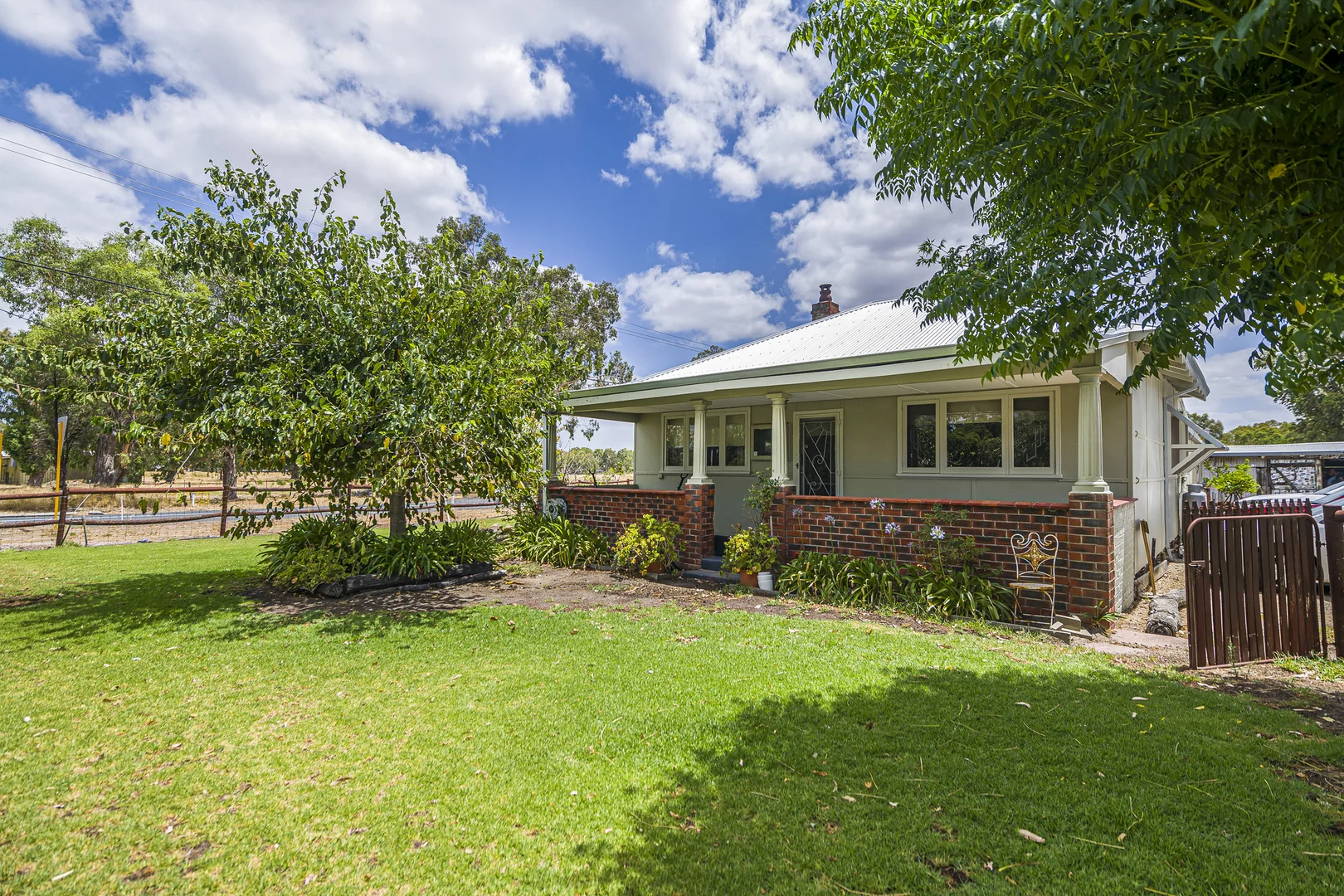Additional image 3 of 301 Padbury Avenue, Millendon WA 6056