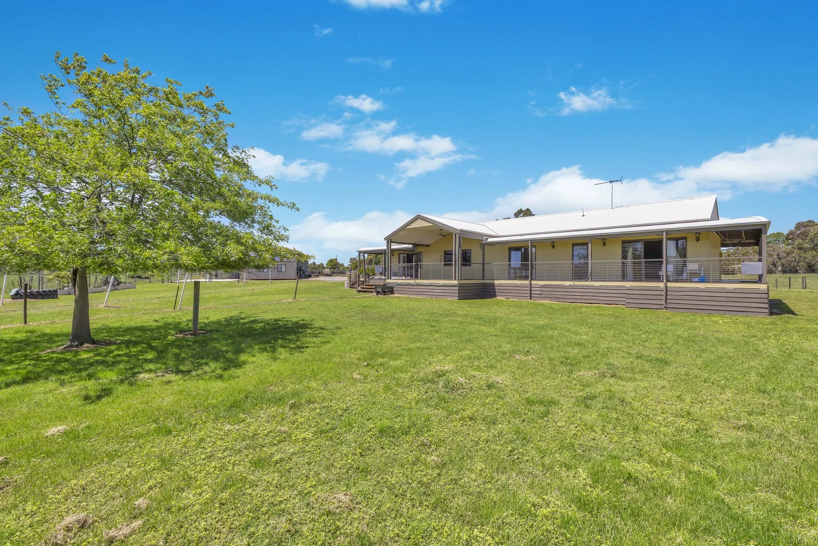 Additional image 2 of Almurta VIC 3979