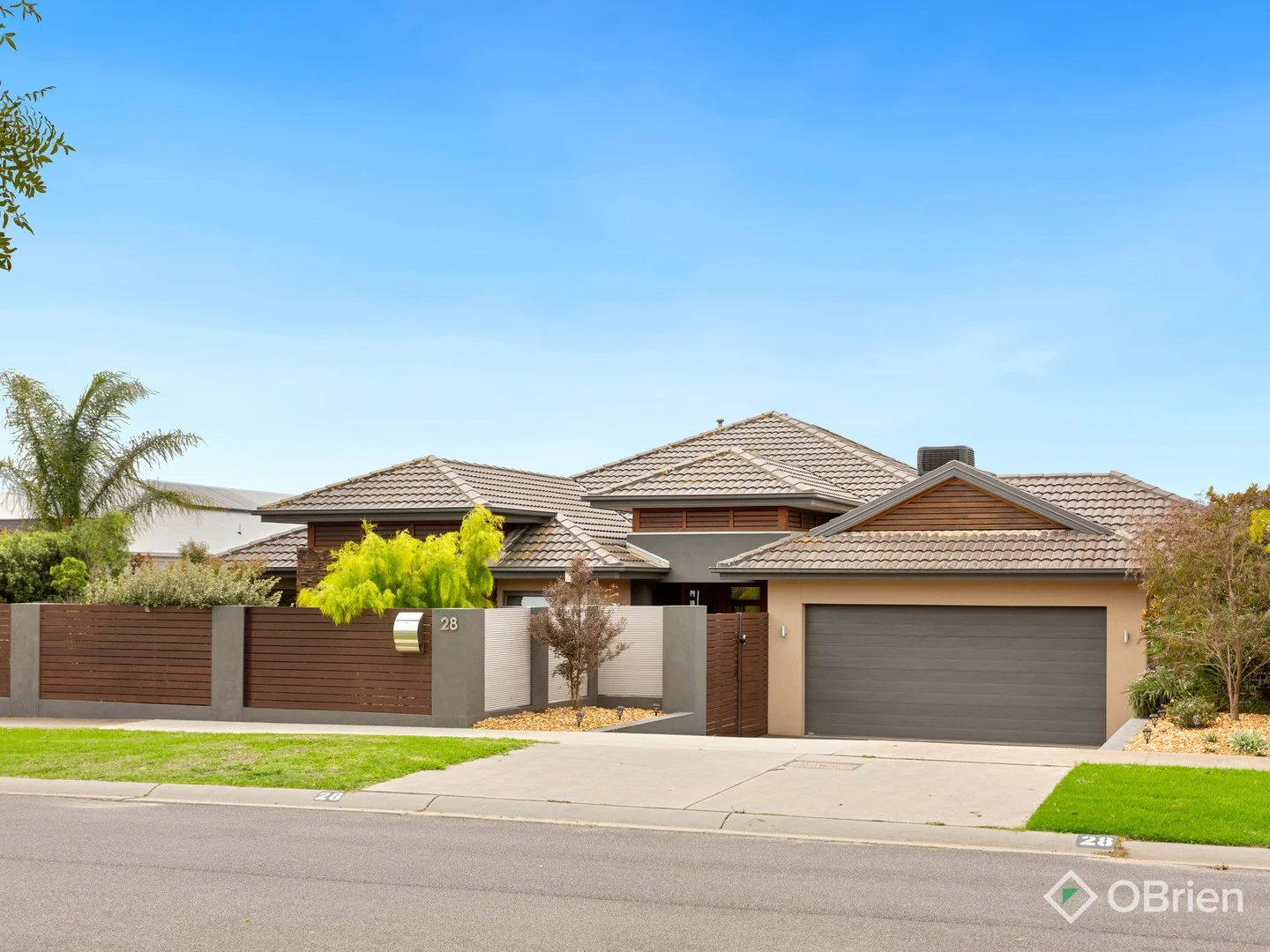 28 Eagle Bay Terrace, Paynesville VIC 3880