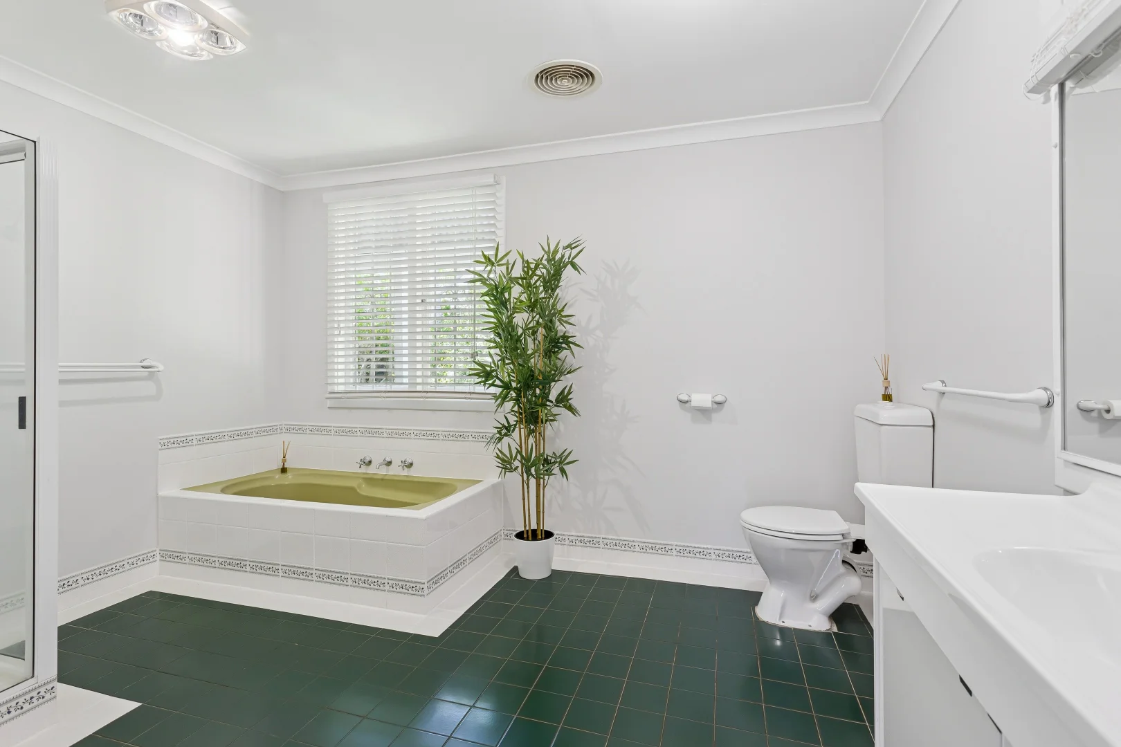 Additional image 28 of 127 Queens Road, South Guildford WA 6055