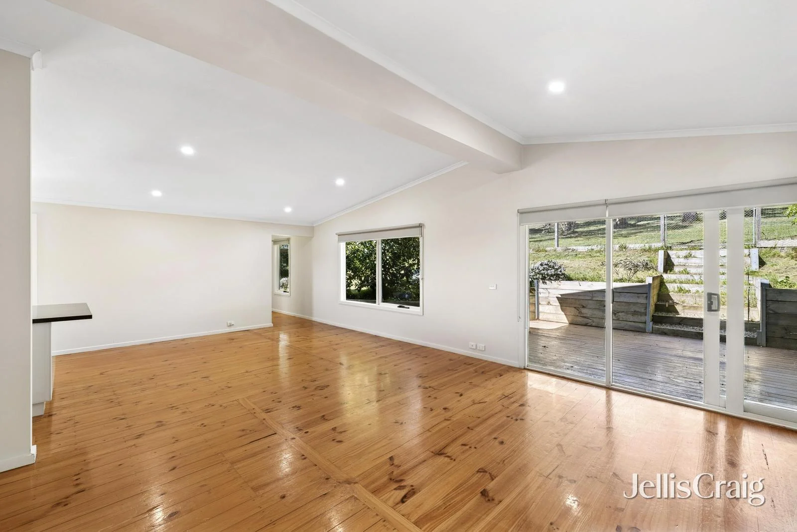 Additional image 3 of 12 Heron Street, Woodend VIC 3442