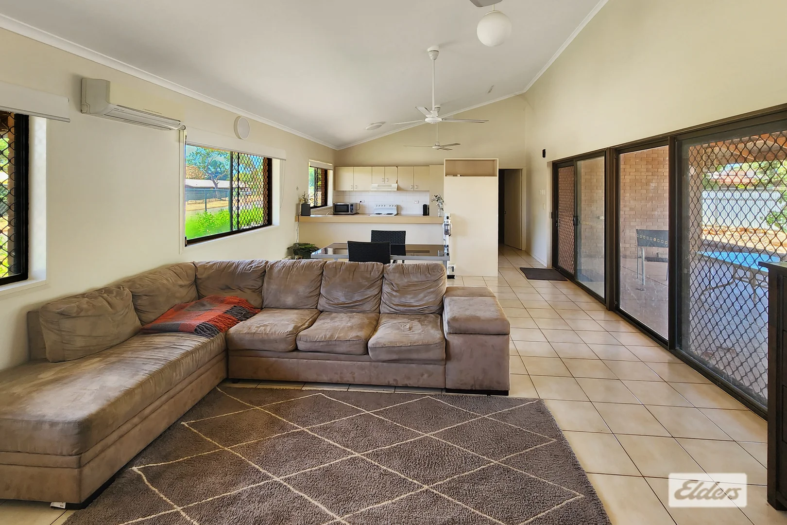 Additional image 3 of 12 Holtze Crescent, Katherine NT 0850