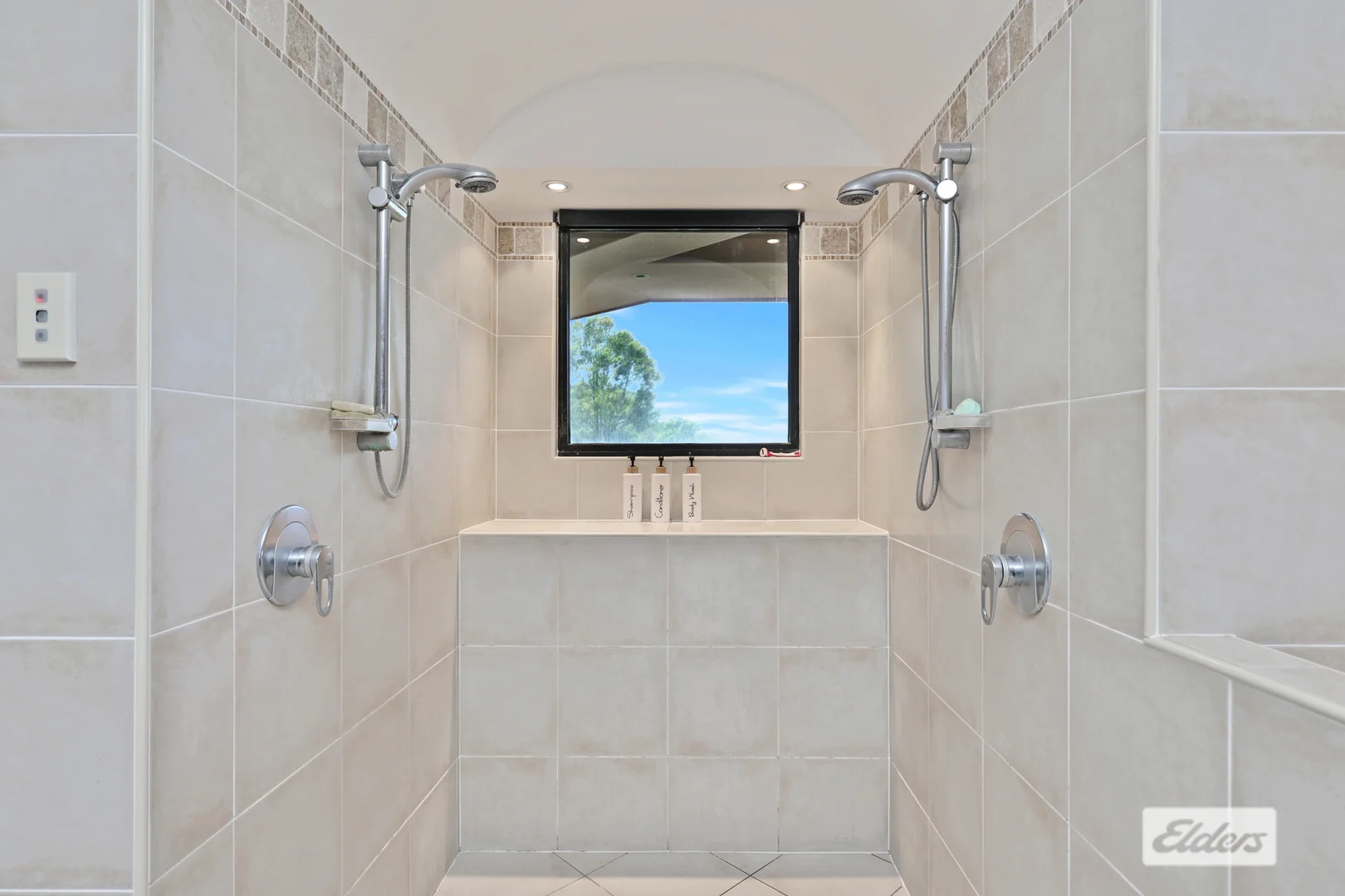 Additional image 17 of 9 Rosslyn Close, Lammermoor QLD 4703