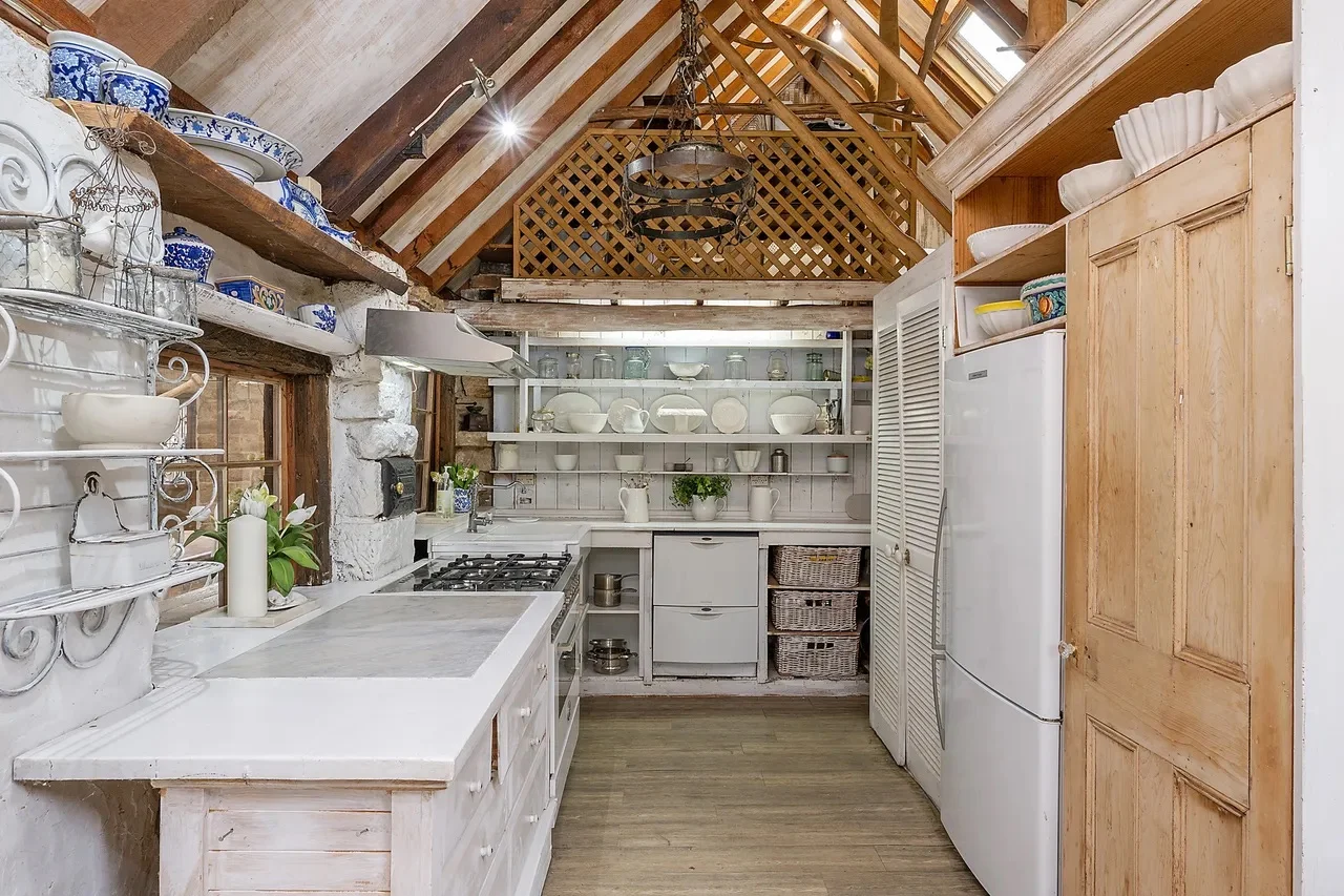 Additional image 2 of 19 Rose Street, Winmalee NSW 2777