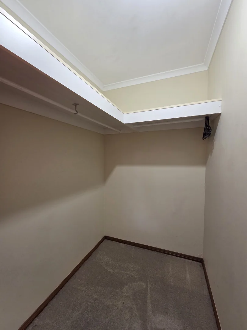 Additional image 18 of 15 Maireana Circuit, Roxby Downs SA 5725