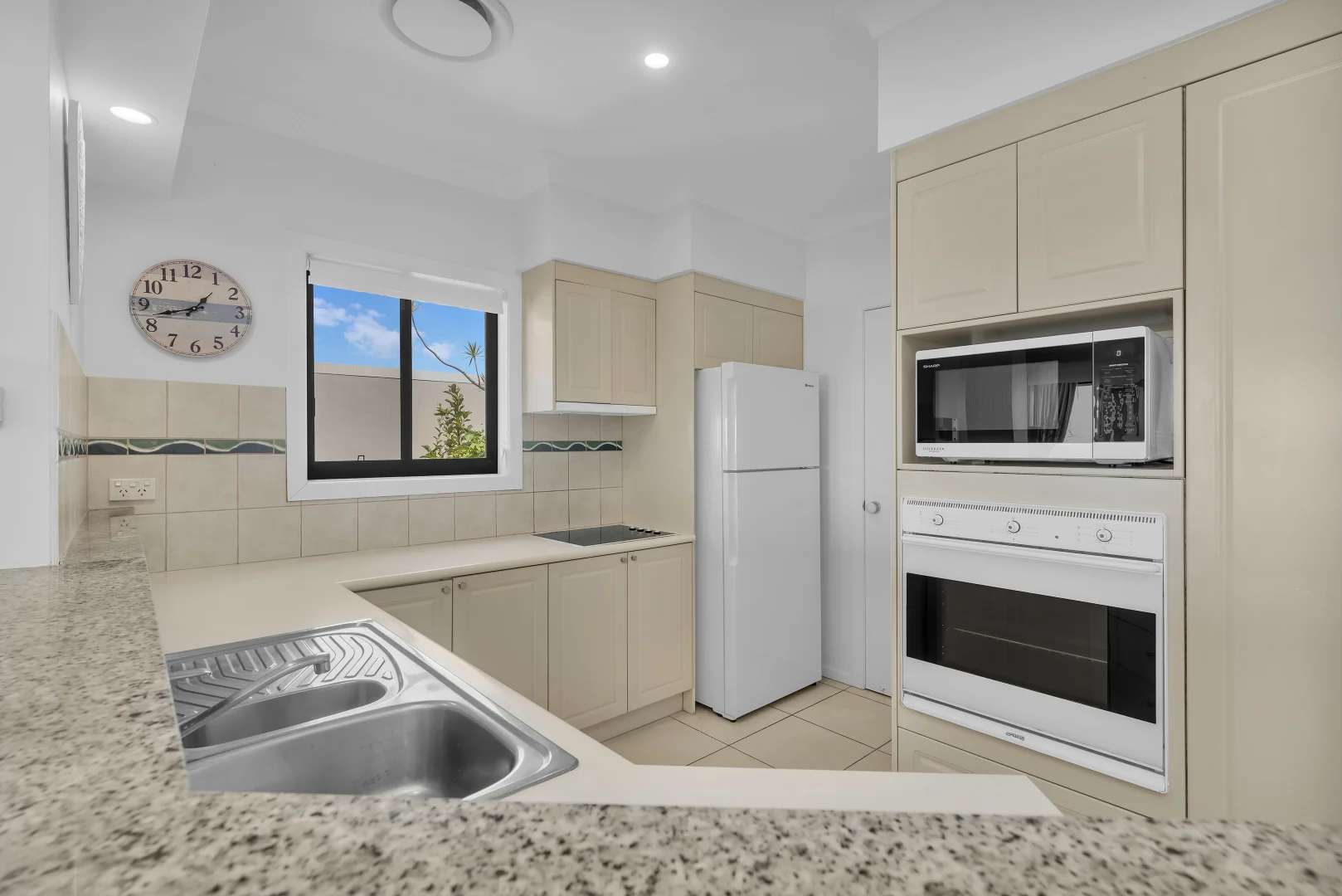 Additional image 5 of 6/21 Bay Terrace, Coolum Beach QLD 4573