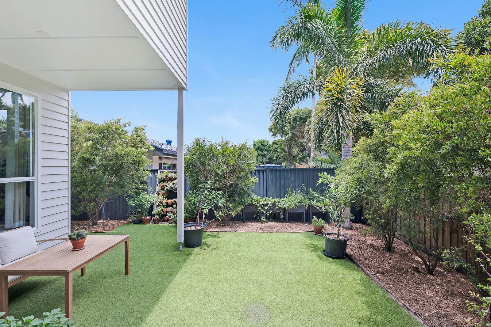 Additional image 12 of 2/19 Killowill Avenue, Paradise Point QLD 4216