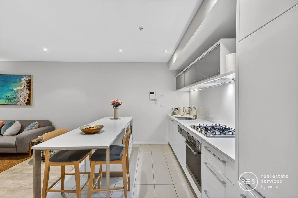 Additional image 5 of 1702/1 Point Park Crescent, Docklands VIC 3008