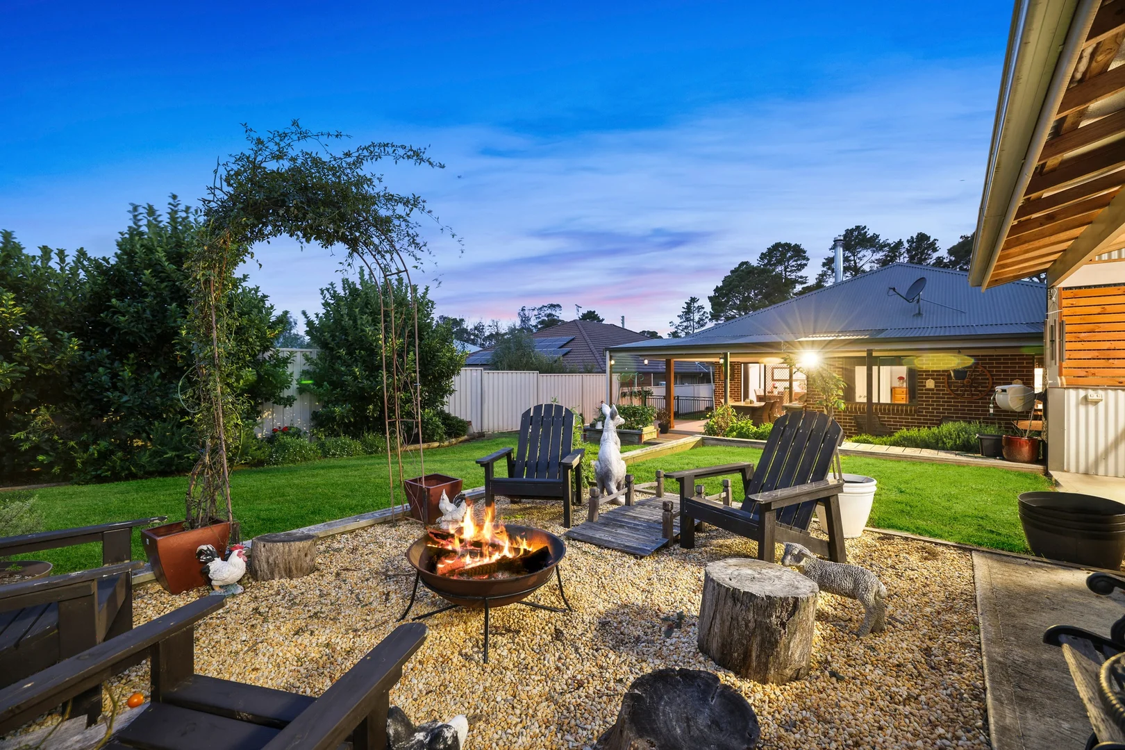 Additional image 23 of 8 Railway Terrace, Willow Vale NSW 2575