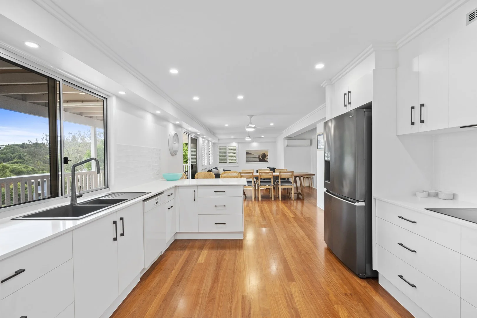 Additional image 2 of 44 Cumming Parade, Point Lookout QLD 4183