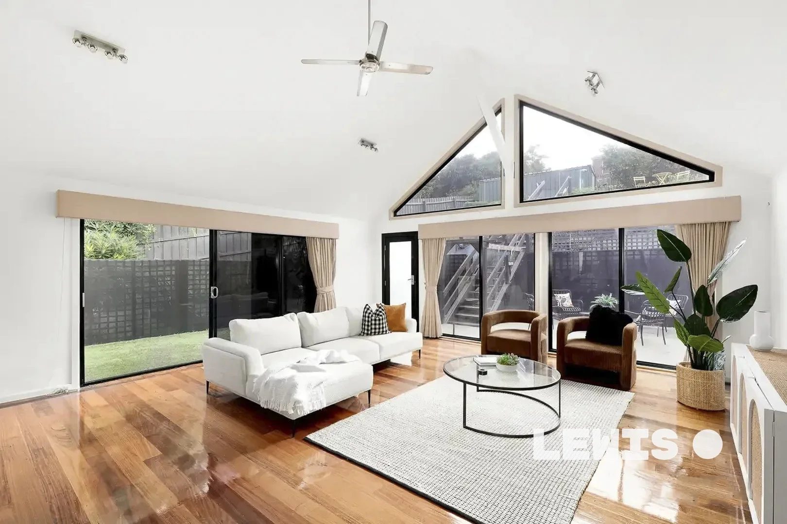 40 Devereaux Street, Oak Park VIC 3046