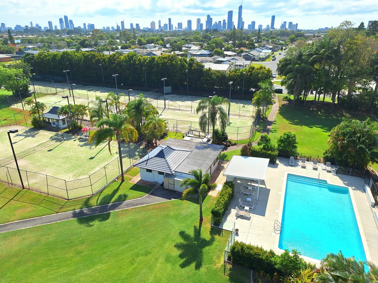 Additional image 15 of 50W/11 Fairway Drive, Clear Island Waters QLD 4226