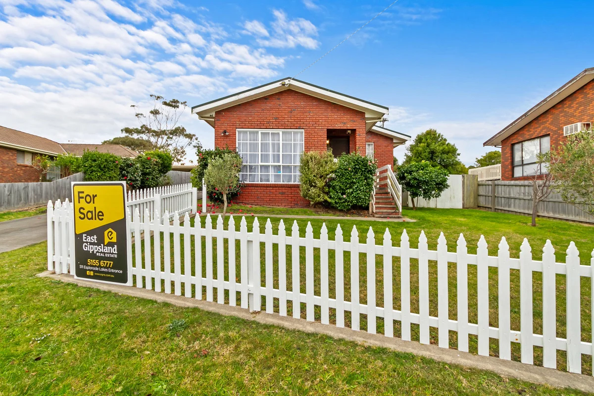 Additional image 2 of 12 Bronsdon Street, Lakes Entrance VIC 3909