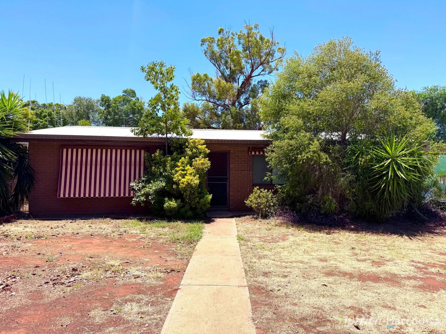 10 Wittagoona Street, Cobar NSW 2835