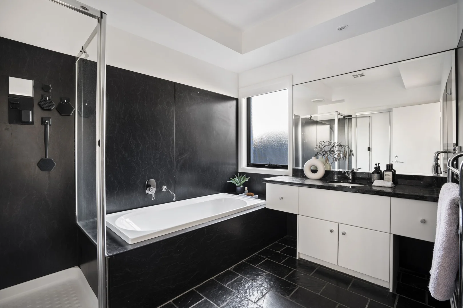 Additional image 17 of 6 Lakes Drive, Taylors Lakes VIC 3038