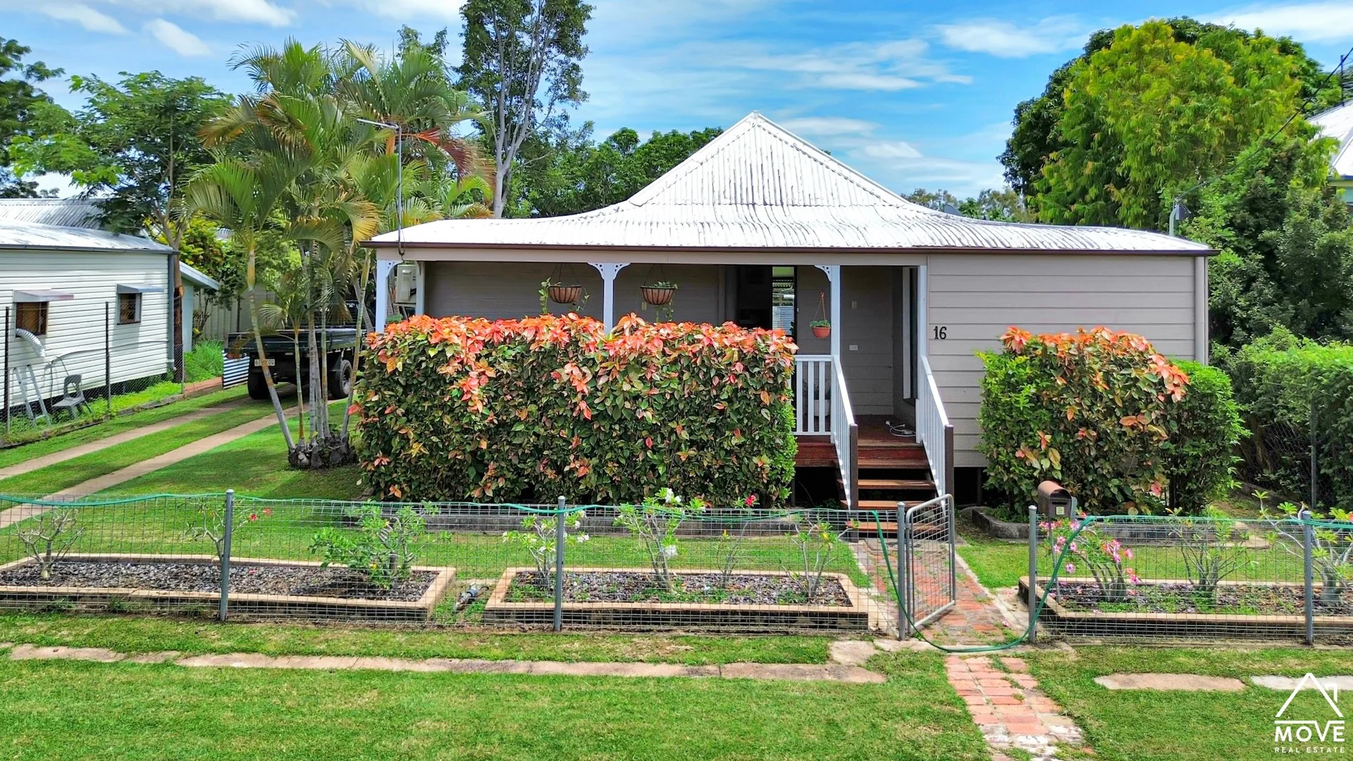 16 Rutherford Street, Charters Towers City QLD 4820