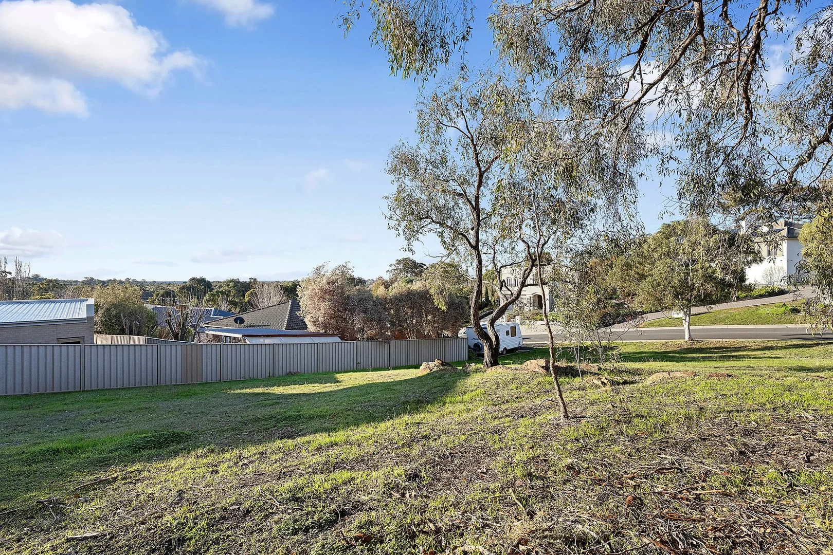 Additional image 3 of 27 Landale Drive, Strathdale VIC 3550