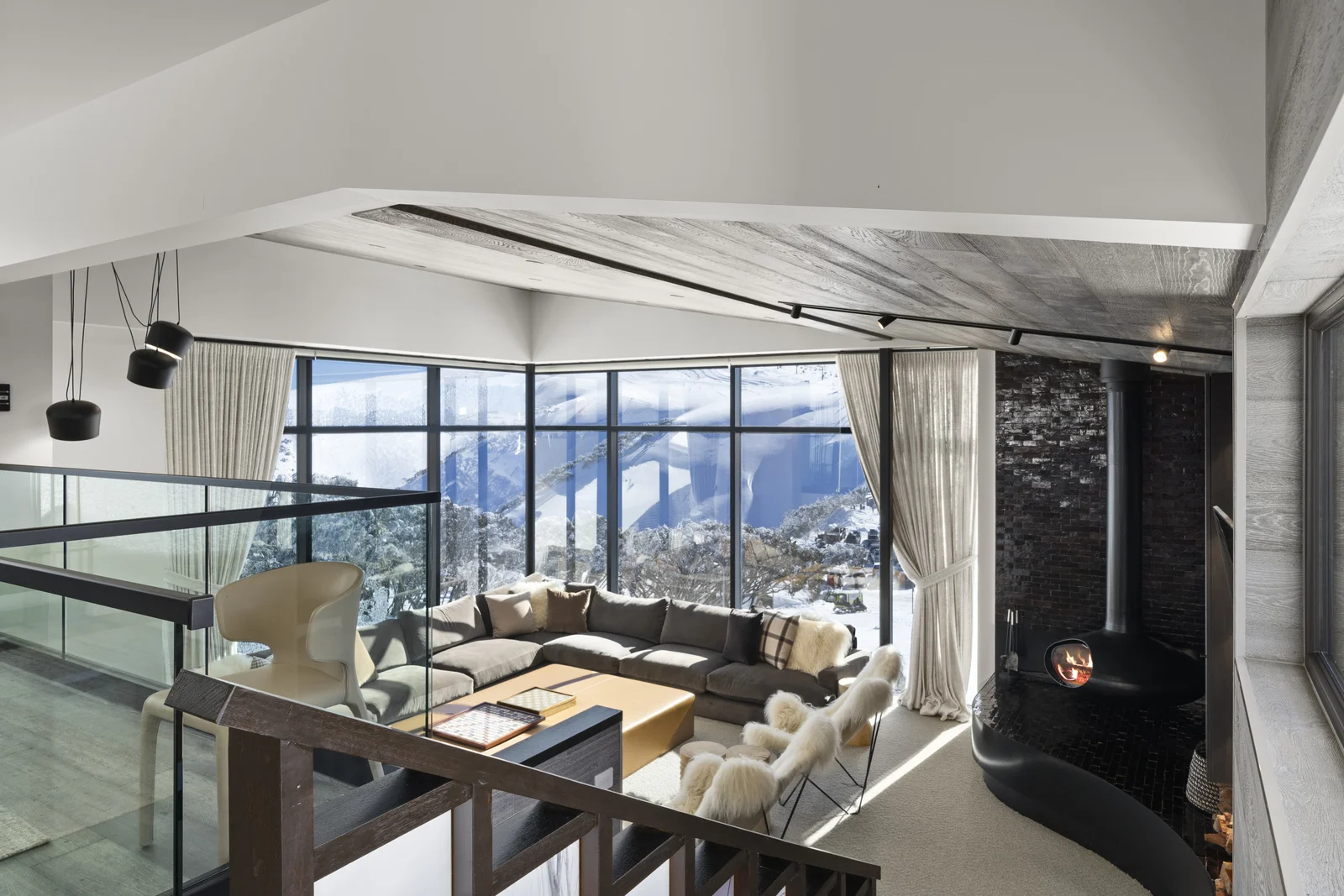 Additional image 4 of 2 Valley View Court, Mount Hotham VIC 3741