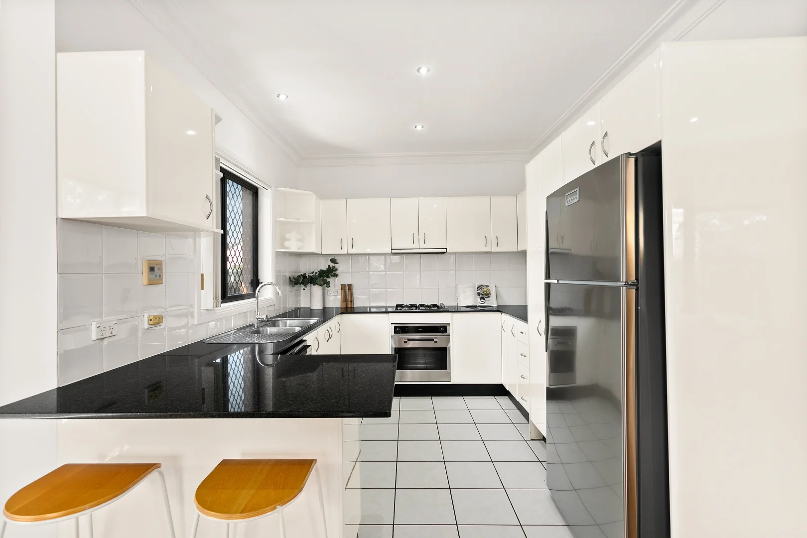 Additional image 2 of 2/13 Warumbui Avenue, Miranda NSW 2228