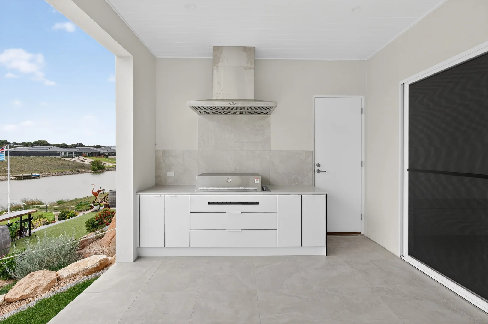 Additional image 14 of 100 Blanche Parade, Hindmarsh Island SA 5214