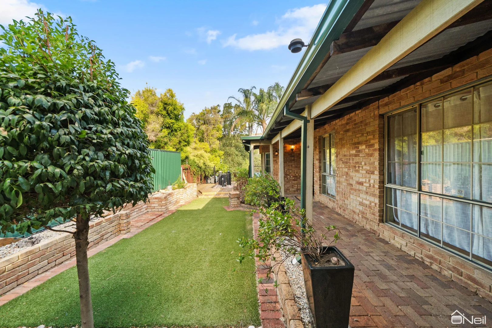 Additional image 3 of 70 Amethyst Crescent, Mount Richon WA 6112