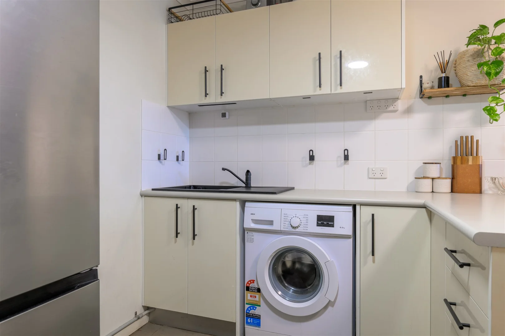 Additional image 8 of 213-214/66-68 Oaka Lane, Gladstone Central QLD 4680