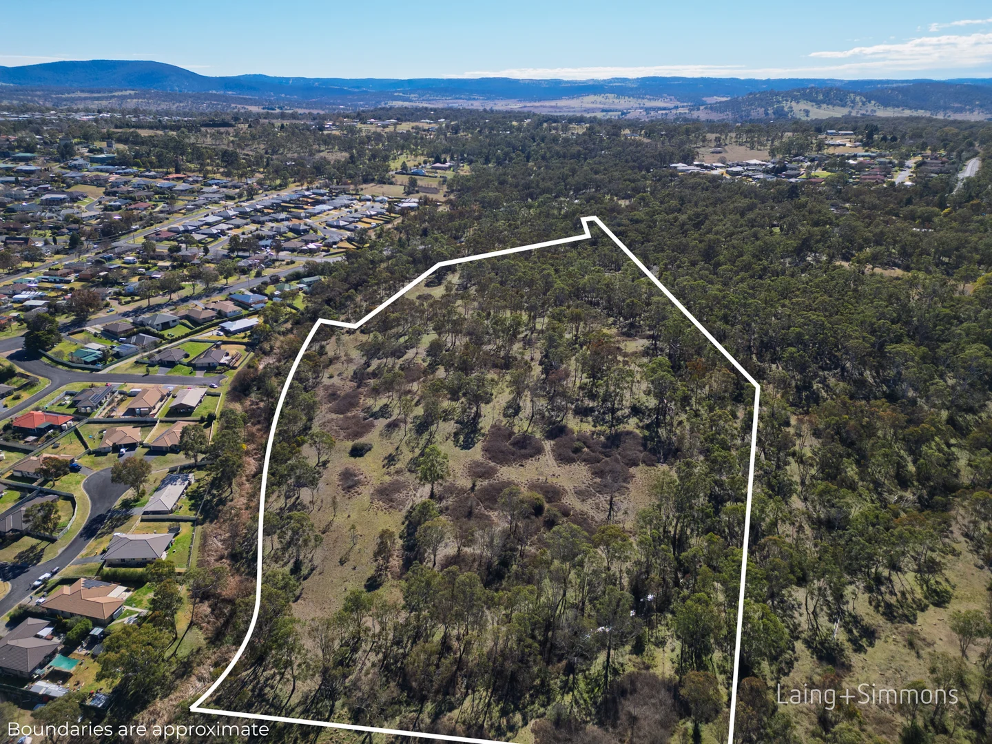 Additional image 3 of 12 Ben Venue Boulevard, Armidale NSW 2350