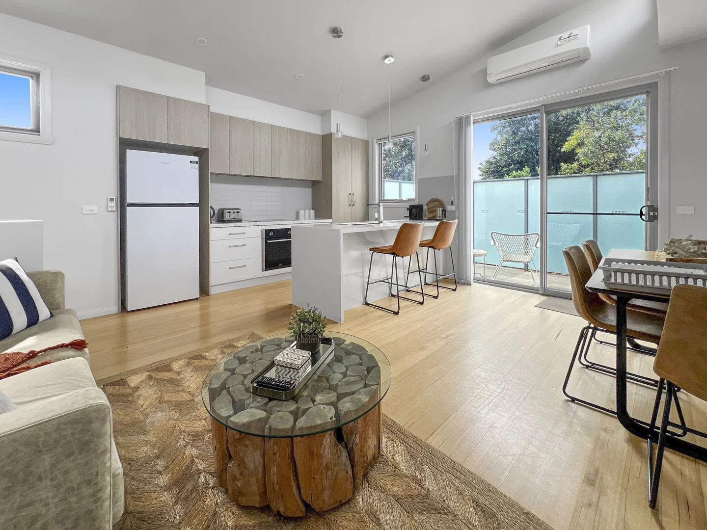 Additional image 2 of 8-183 Great Ocean Road, Apollo Bay VIC 3233