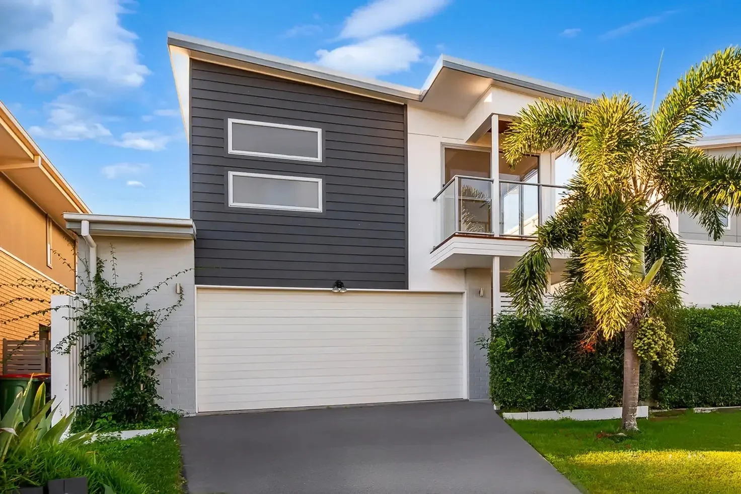 25 Harbour Rise, Hope Island QLD 4212