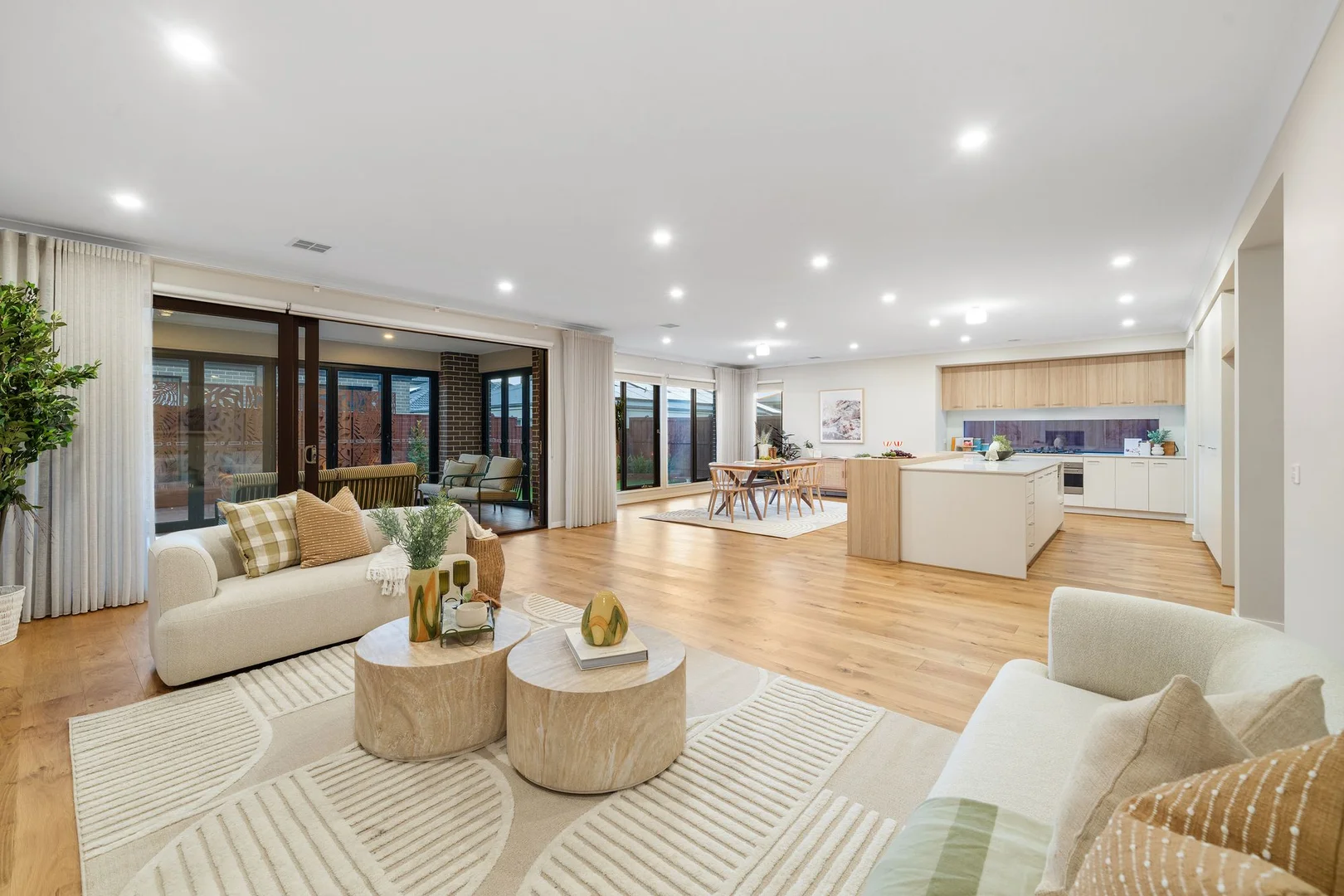 Additional image 2 of 38 Portobello Boulevard, Clyde North VIC 3978