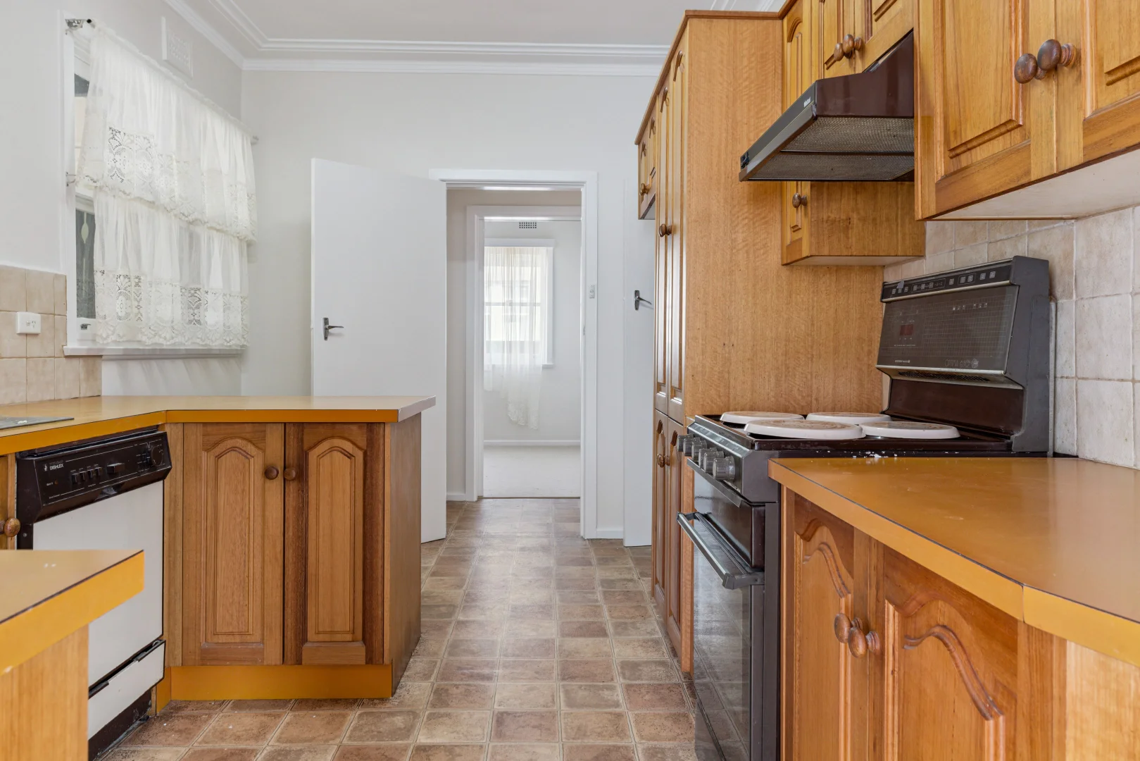 Additional image 3 of 83 Joshua St, Goulburn NSW 2580