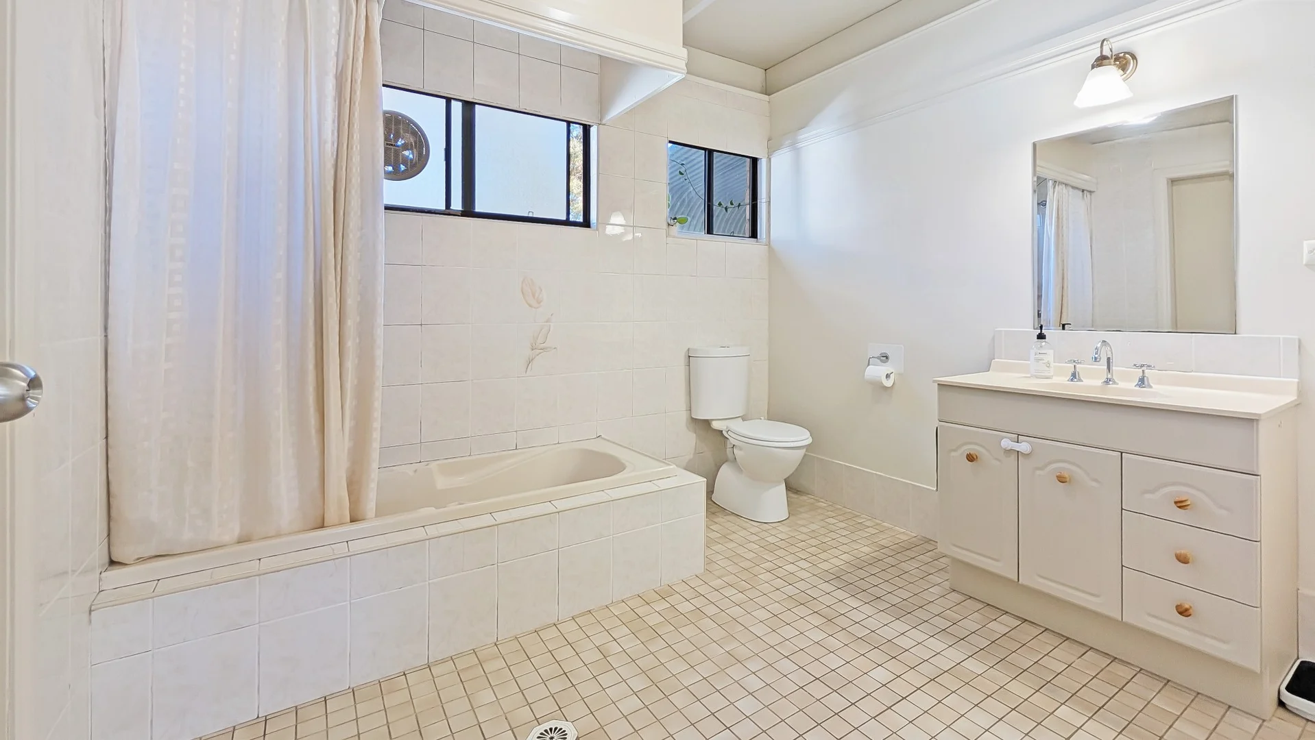 Additional image 8 of 4 Eucalyptus Drive, Dalmeny NSW 2546