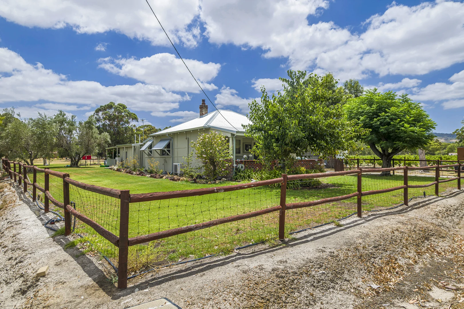 Additional image 48 of 301 Padbury Avenue, Millendon WA 6056