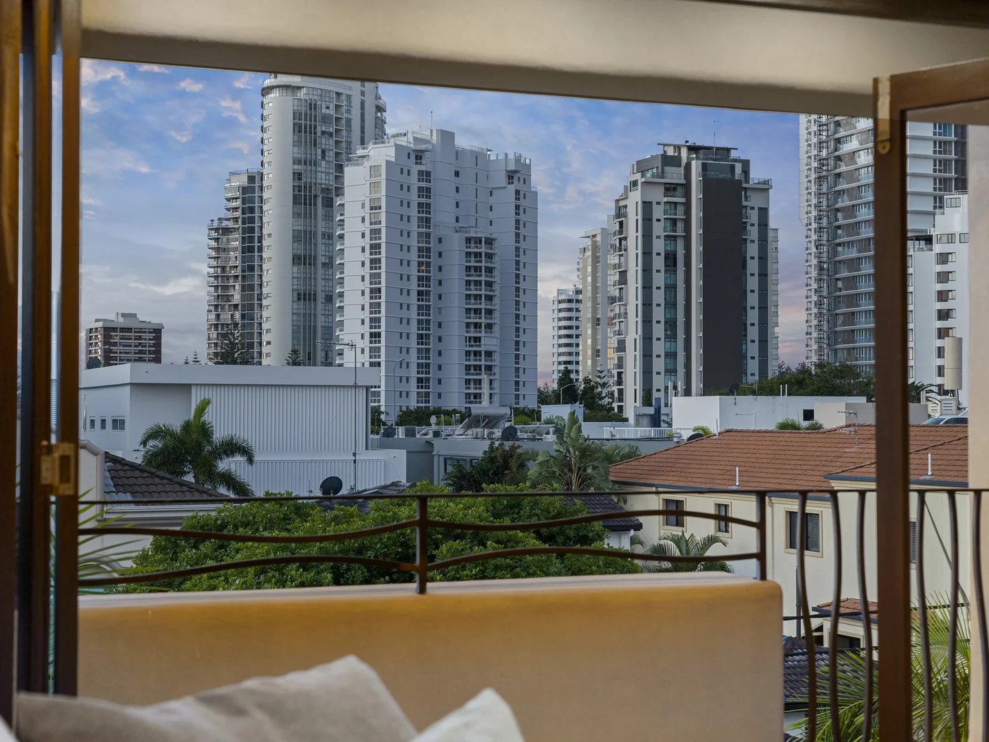 Additional image 17 of 2/42 Cronin Avenue, Main Beach QLD 4217