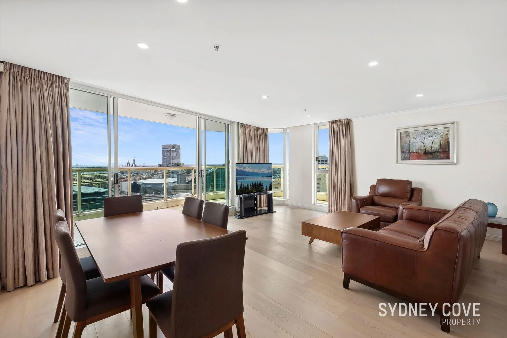 Additional image 3 of 2706/348-352 Sussex Street, Sydney NSW 2000
