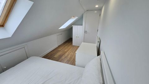 Wakefield Gardens IG11, Room to rent